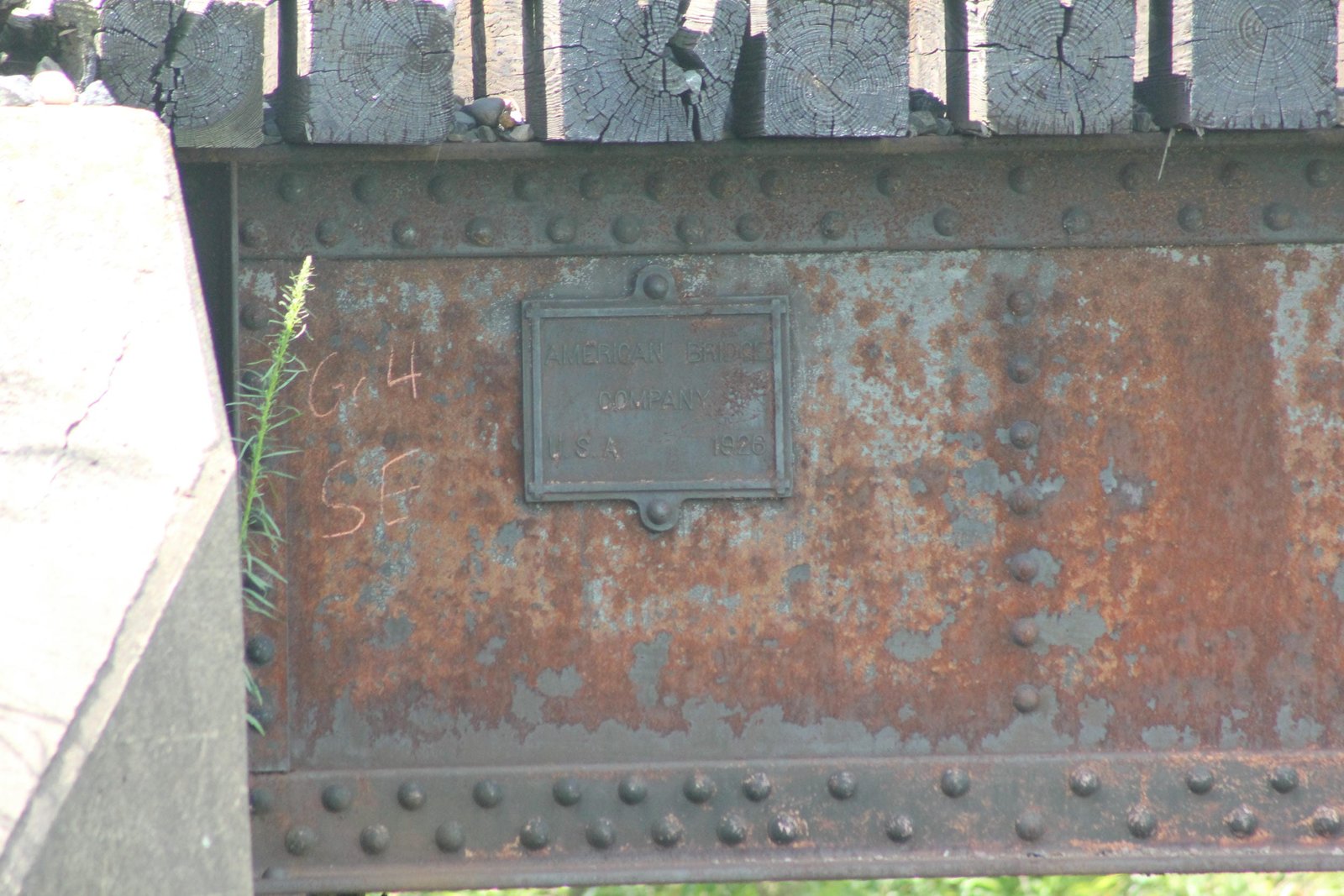Plaque